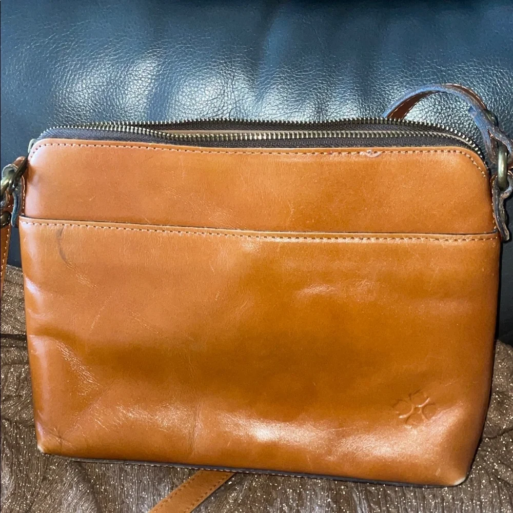 Patricia Nash Embossed Tan Crossbody Bag - Picture 5 of 13